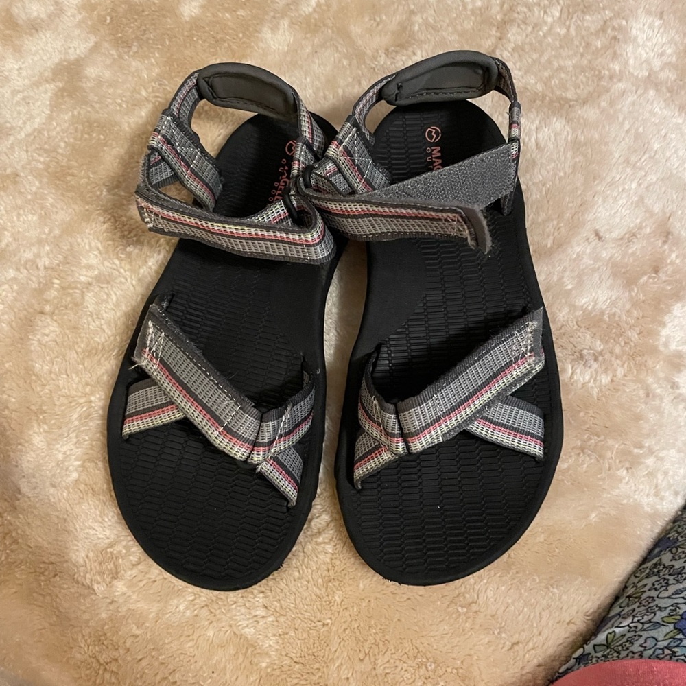 Magellan outdoor sandals, barely worn..